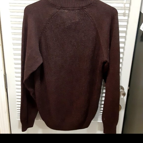 Vintage weatherproof pullover sweater. Size Large - Picture 6 of 9